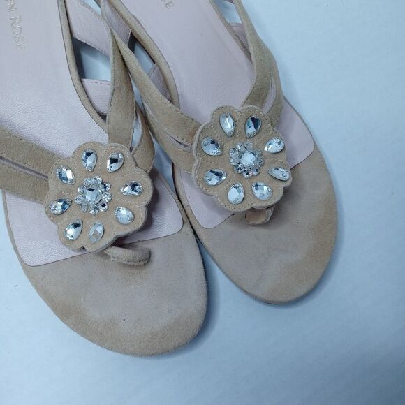 Taryn Rose Imogene Suede Beige Thong Sandal - Picture 5 of 5